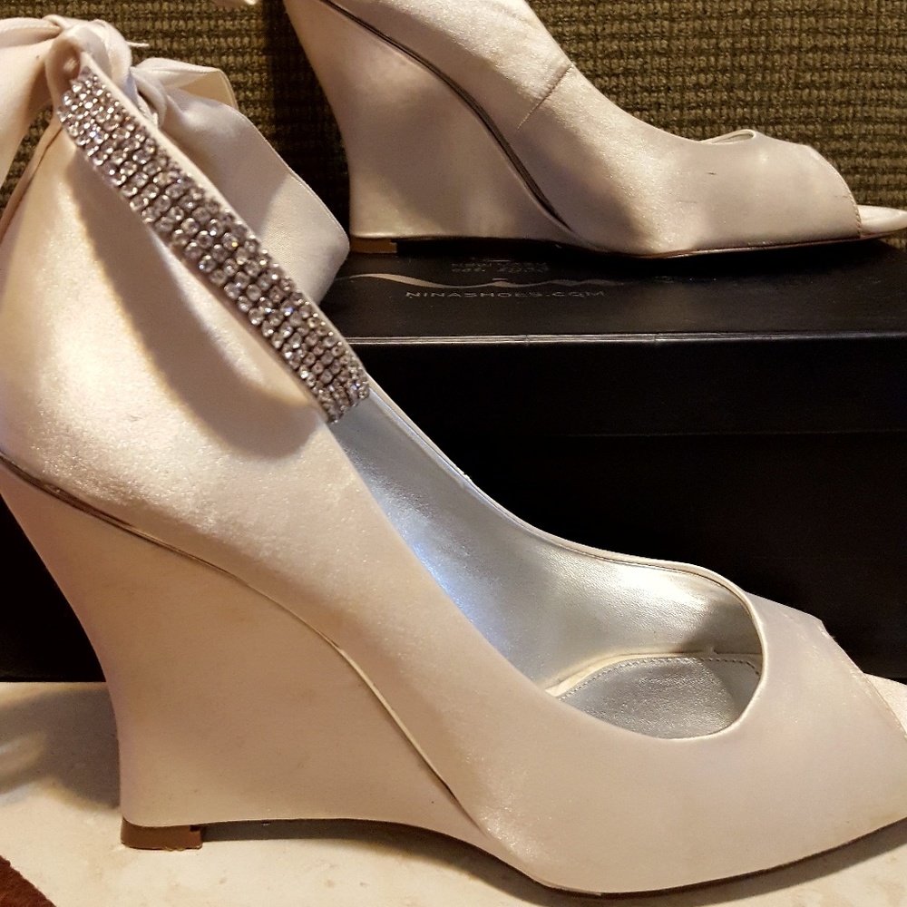 Nina Ivory Wedding Wedge Shoe Size 8.5
